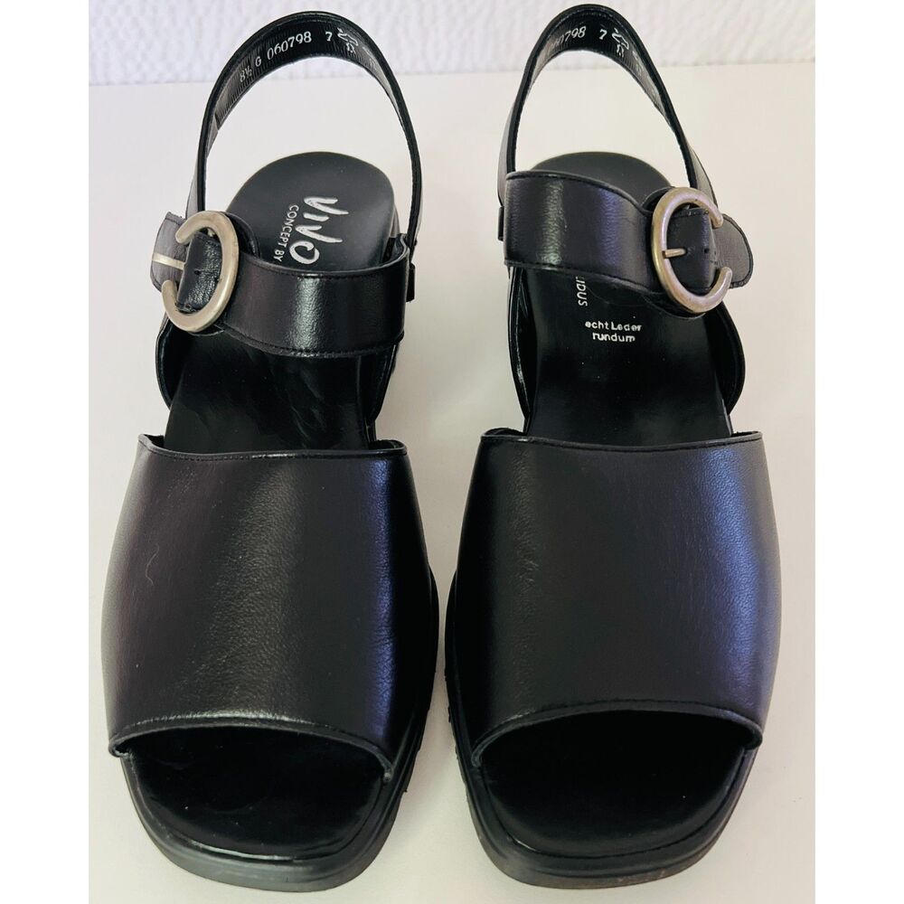 Black Solidus Vivo Leather Ankle Strap Sandals. Size 8.5.